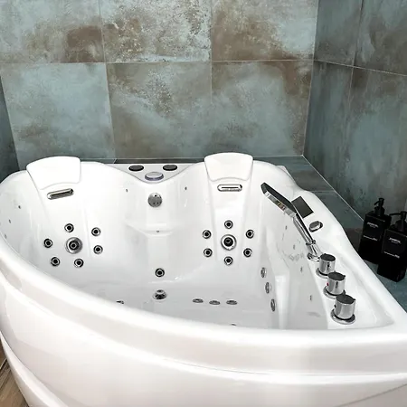 Apartment Marais 2 2 Salles De Bain - Jacuzzi ! *